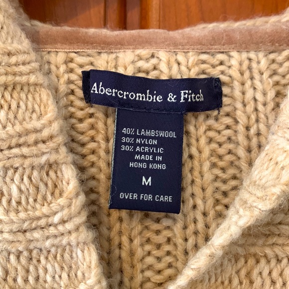 Vintage Hooded Abercrombie and Fitch Sweater - Picture 3 of 4